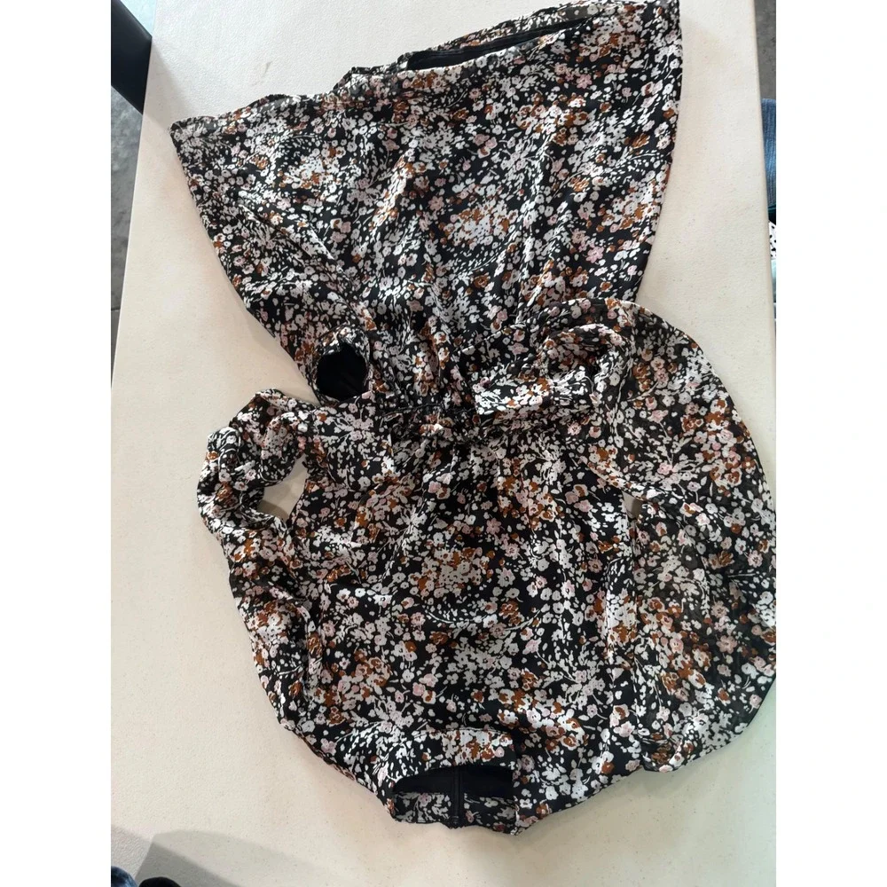 Lulus One Shoulder Floral Romper Black Ditsy Print Cutout Tie Waist Small
